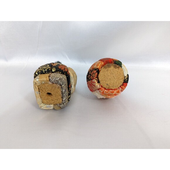 Two (2) Vintage Kimekomi Japanese Dolls - Picture 5 of 5